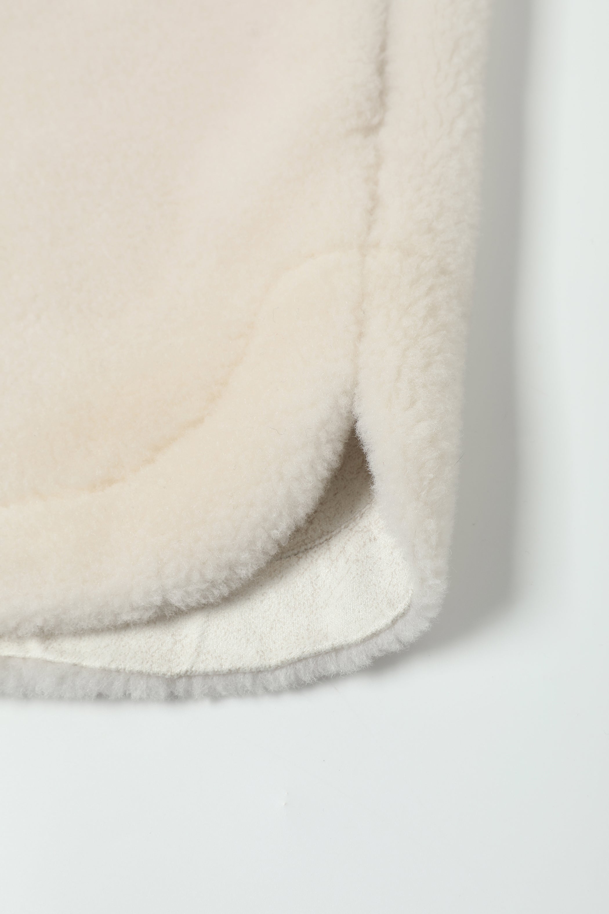 100% Wool Fabric Ivory White Shearling Jacket